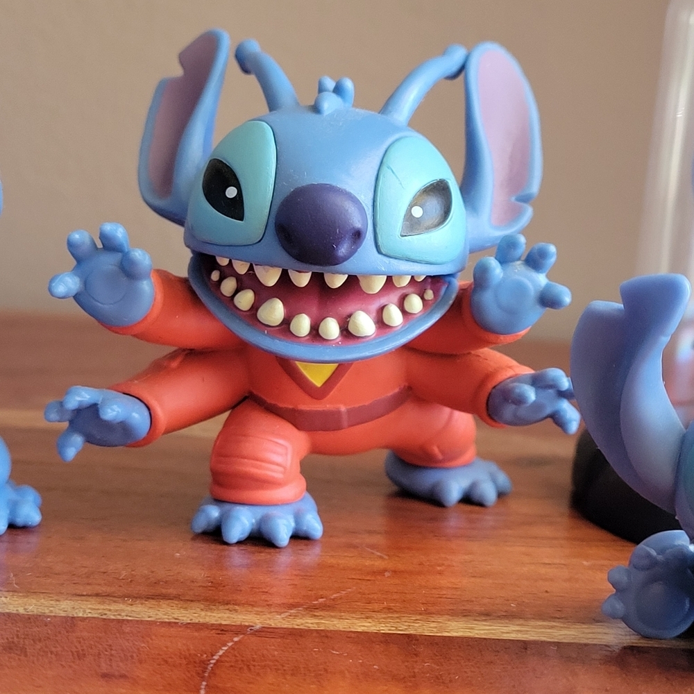 Lot of 5 Mini Character Figures Lilo & Stitch Disney Cartton Pvc Toy Plastic - Picture 4 of 7